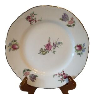 Homer Laughlin China Company Pattern-Priscilla 1940s-1950s Floral/Gold Trim